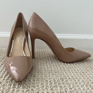 Jessica Simpson nude patent pumps size 7.5